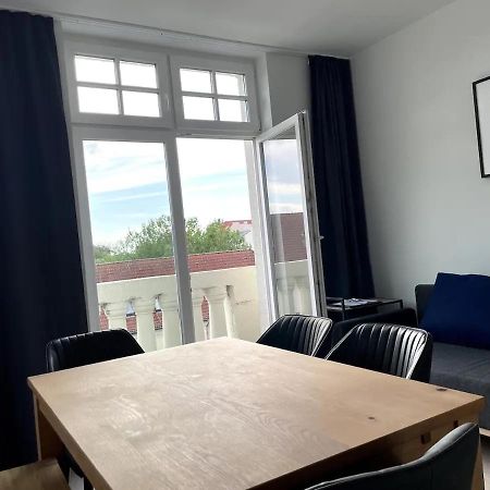 Jaybnb - Gaming Apartment Ps5 65 Zoll 4K Tv Wohnung Mit Balkon 多特蒙德 外观 照片