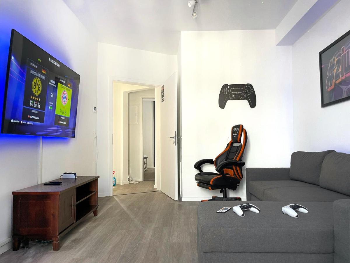 Jaybnb - Gaming Apartment Ps5 65 Zoll 4K Tv Wohnung Mit Balkon 多特蒙德 外观 照片