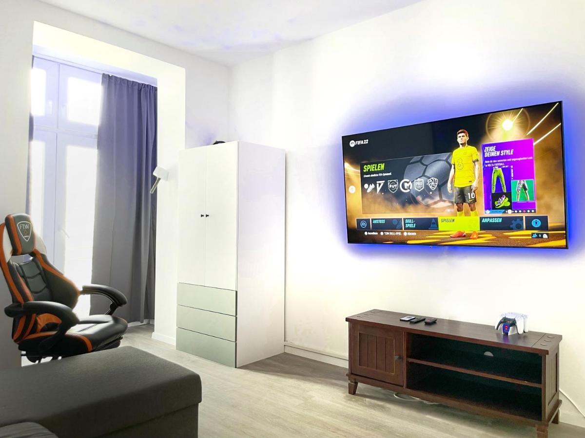 Jaybnb - Gaming Apartment Ps5 65 Zoll 4K Tv Wohnung Mit Balkon 多特蒙德 外观 照片