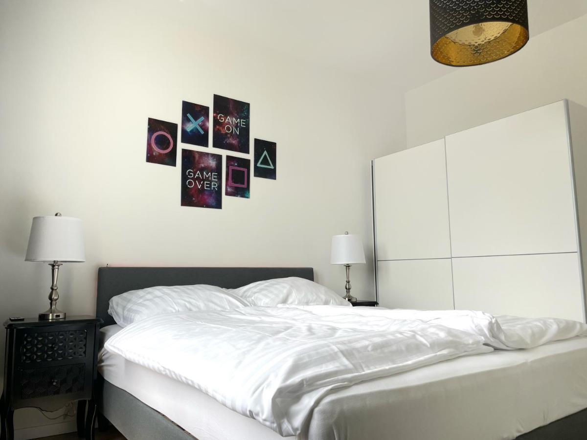Jaybnb - Gaming Apartment Ps5 65 Zoll 4K Tv Wohnung Mit Balkon 多特蒙德 外观 照片